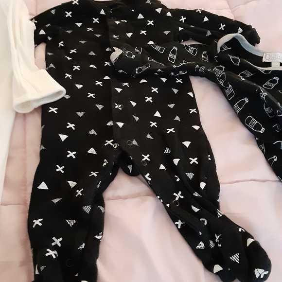 Baby pjs - Picture 12 of 12